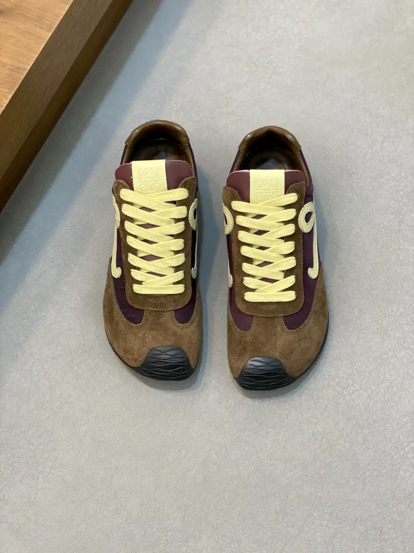 LOEWE Color-Block Casual Shoes image 1