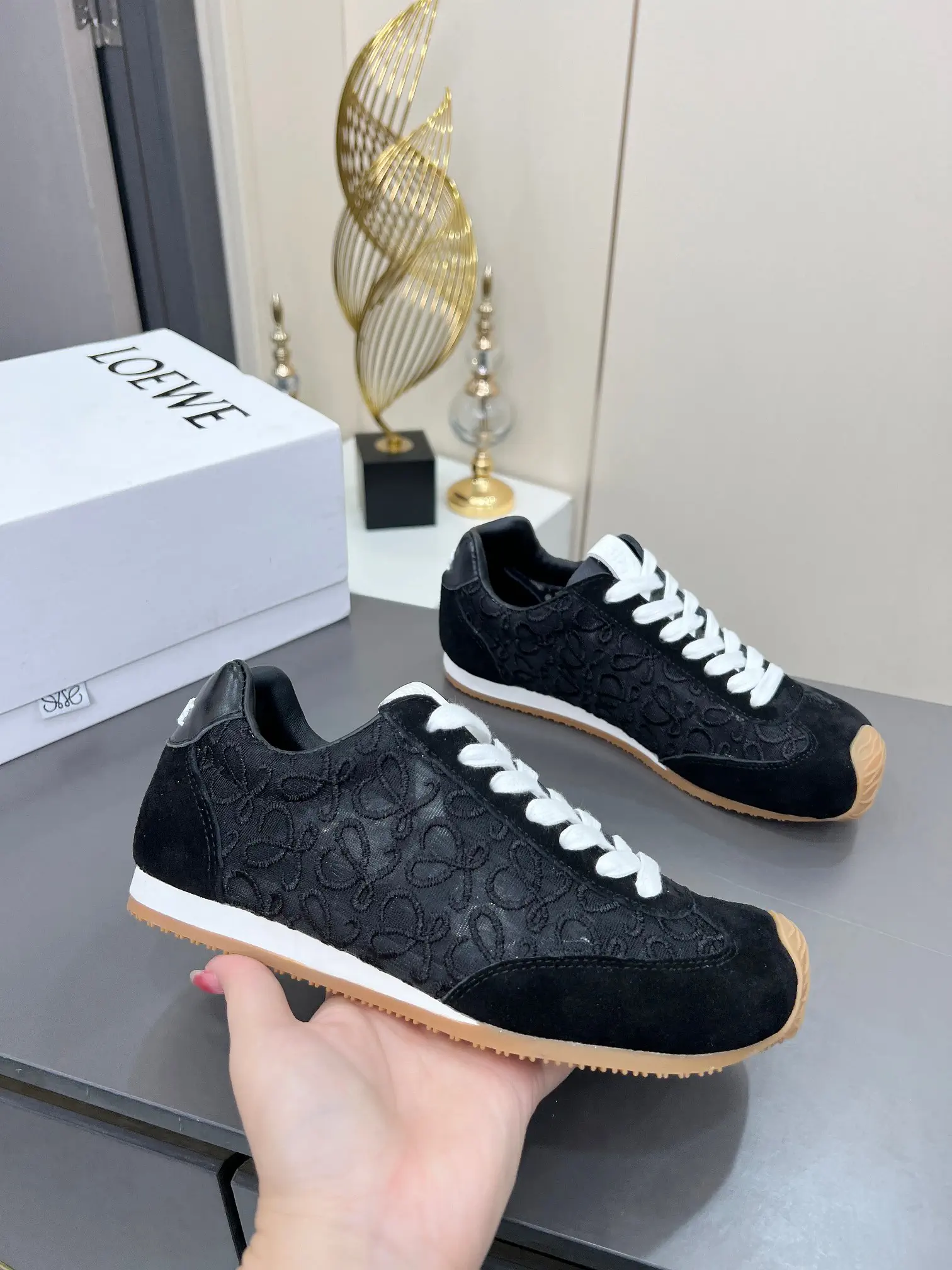 LOEWE Ballet Runner 2.0 Embroidered Casual Sneakers image 1
