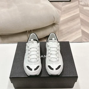 White Casual Sneakers with Black Accents image 1