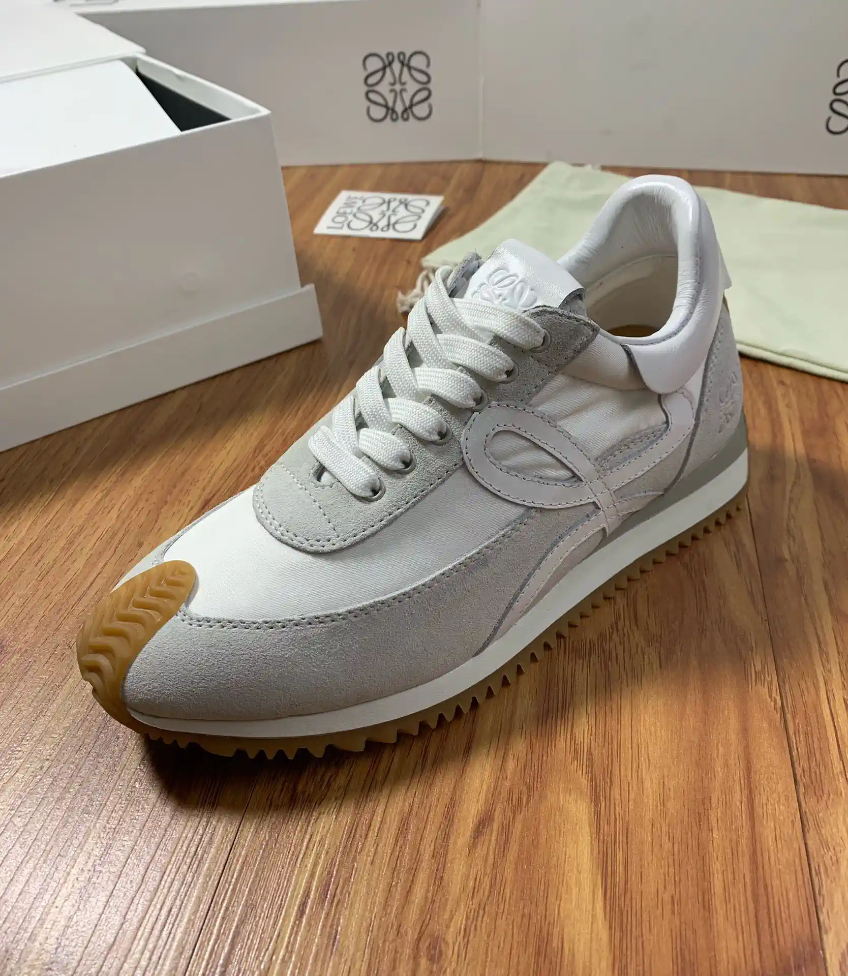 LOEWE Early Spring Couple Style Casual Sneakers image 1