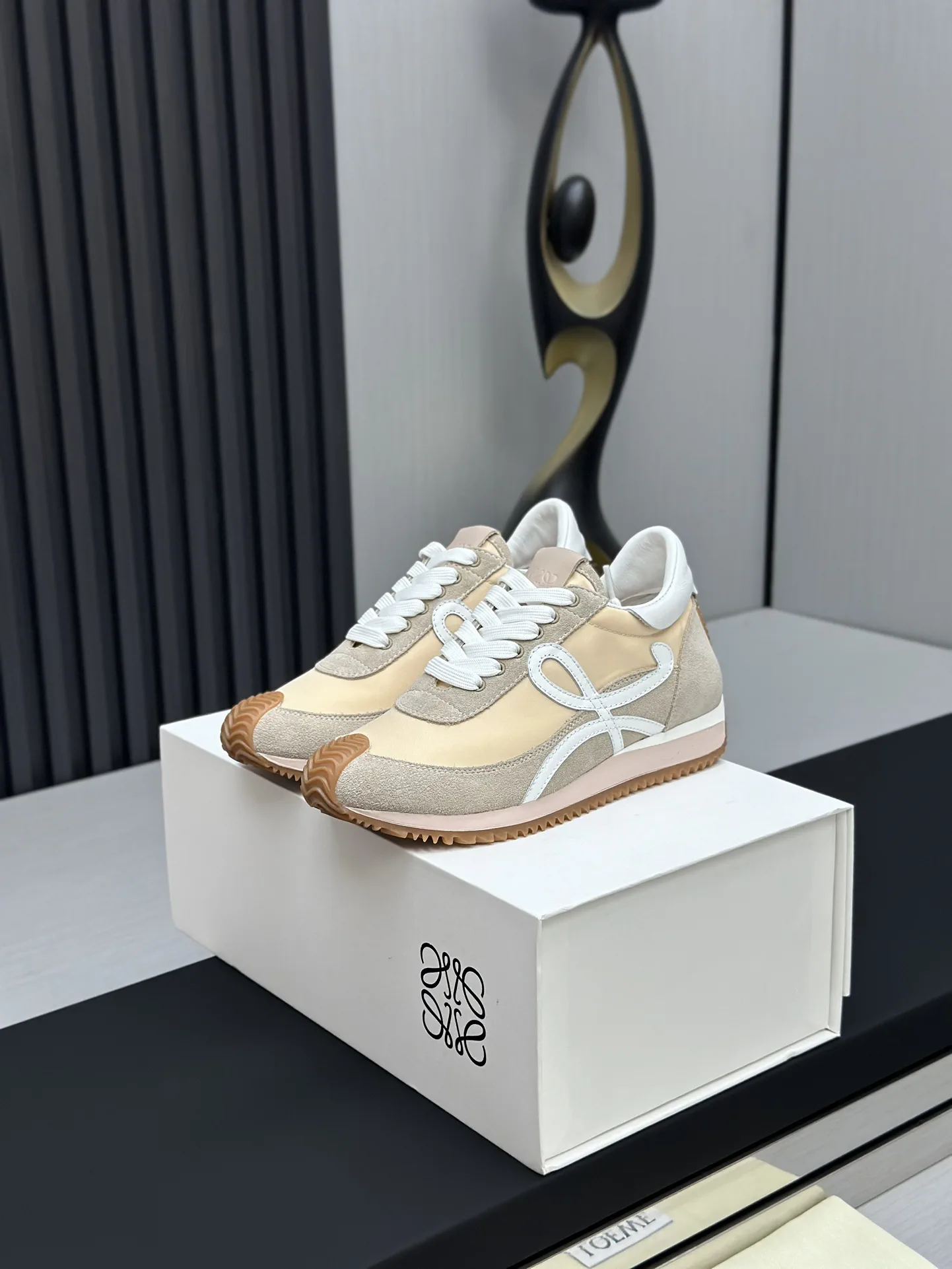 Ballet Runner 2.0 Hidden Heel Casual Sneakers image 1