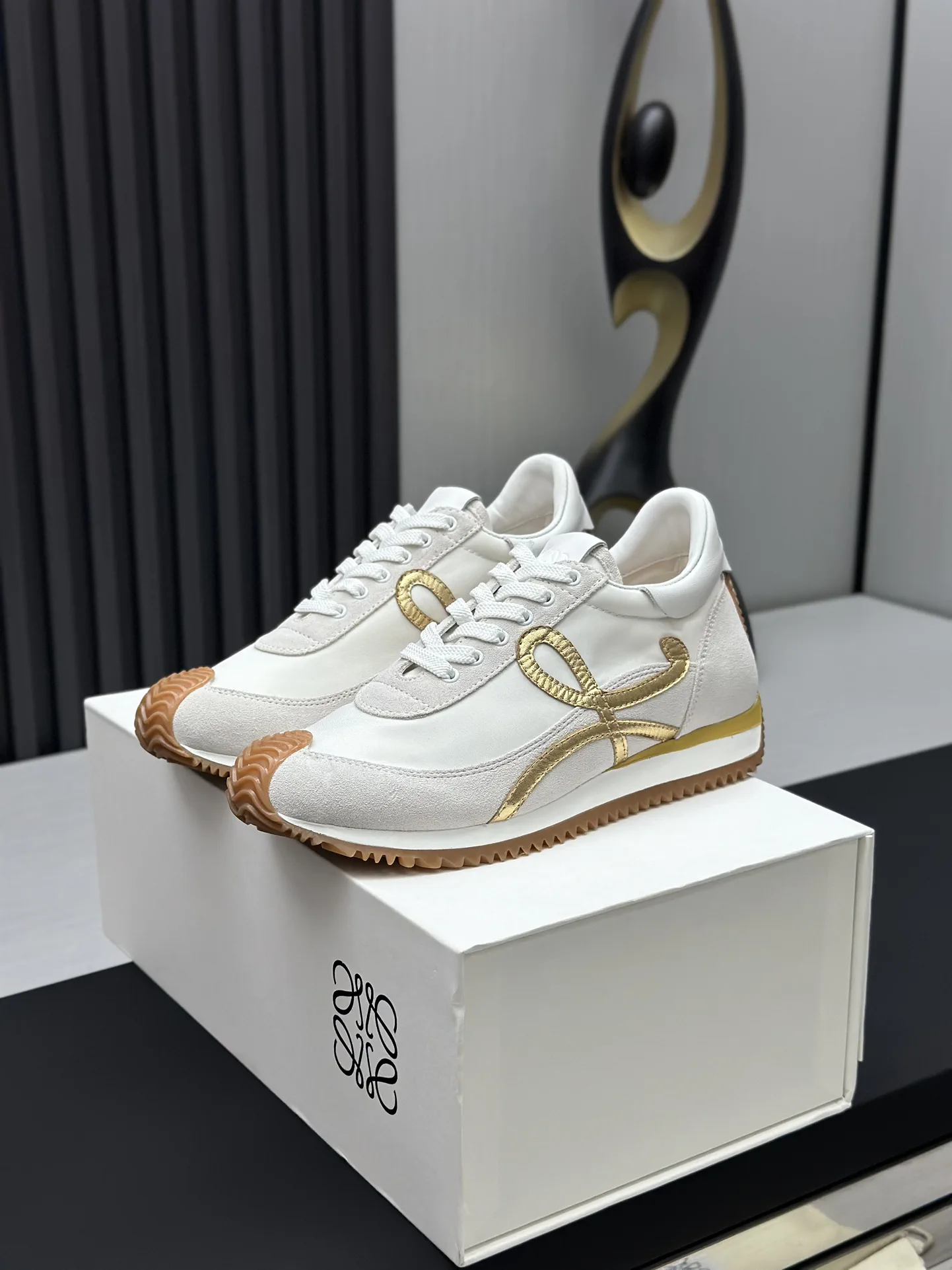 Ballet Runner 2.0 Hidden Heel Casual Sneakers image 1
