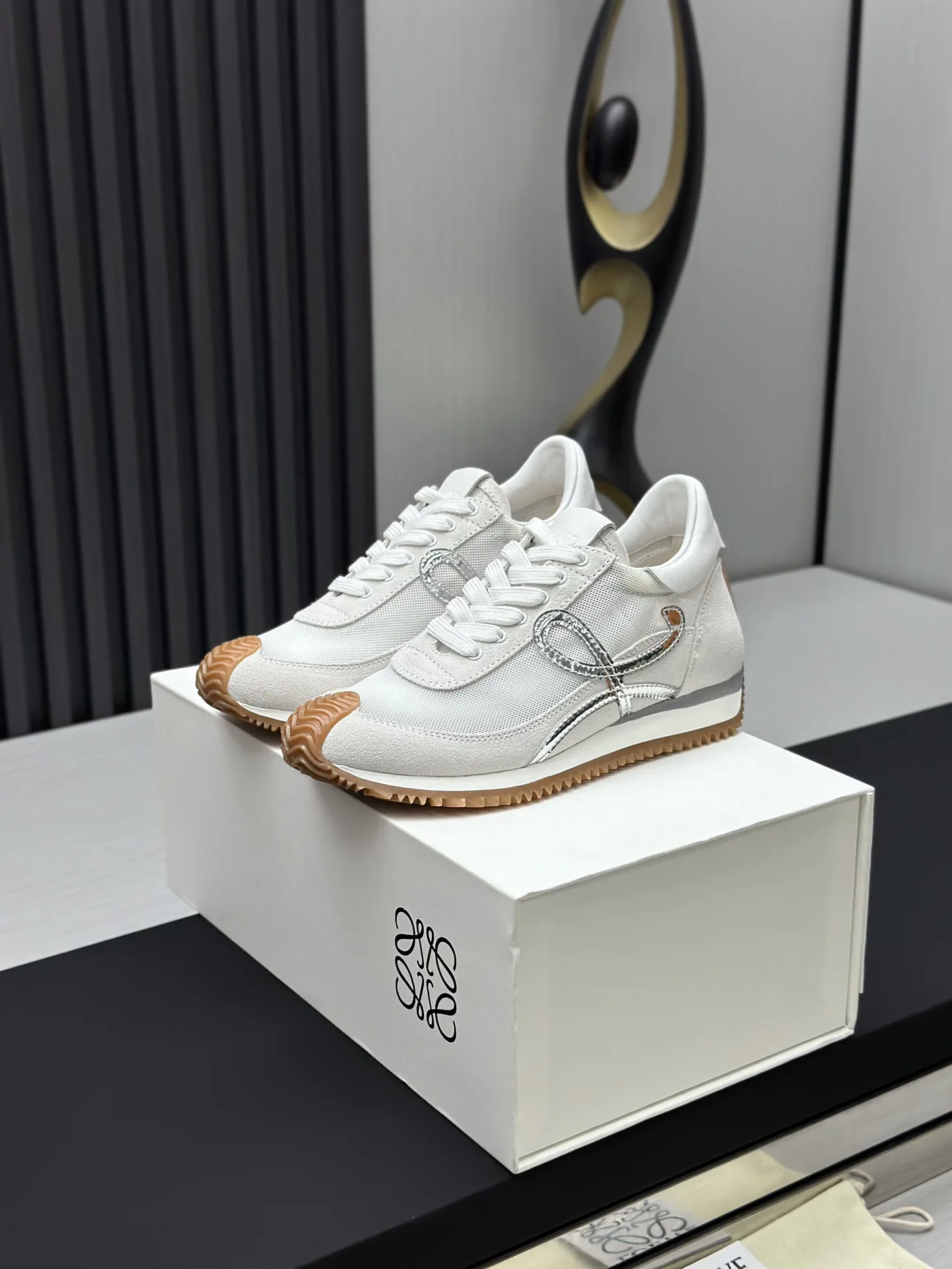 Ballet Runner 2.0 Hidden Heel Casual Sneakers image 1