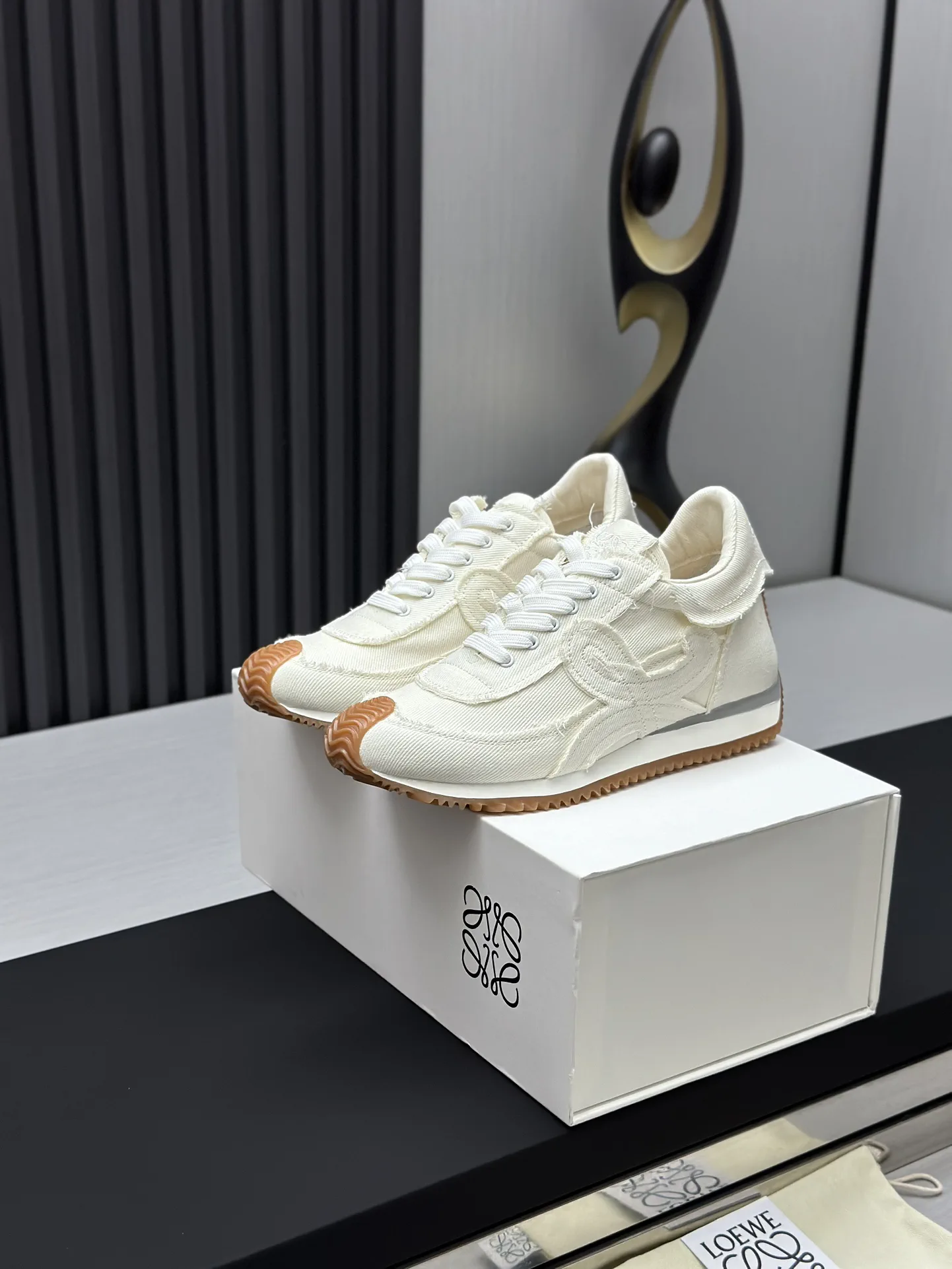 Ballet Runner 2.0 Hidden Heel Casual Sneakers image 1