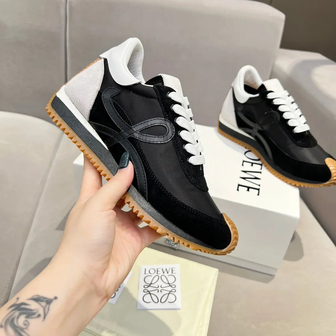 LOEWE 2023 Couple Style Retro Training Sneakers image 1