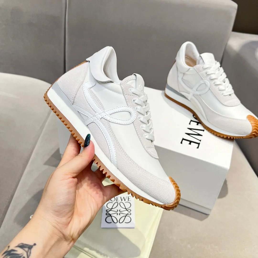 LOEWE Unisex Low-Top Casual Sneakers image 1
