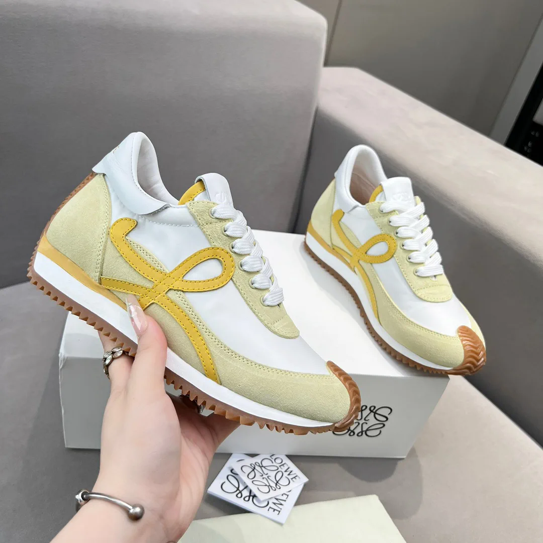 LOEWE Unisex Low-Top Casual Sneakers image 1