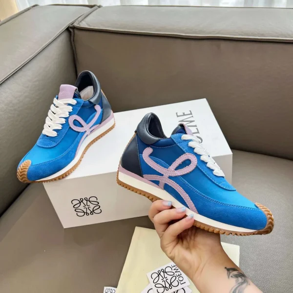 LOEWE 2024 New Color Couple Style Retro Training Sneakers image 1