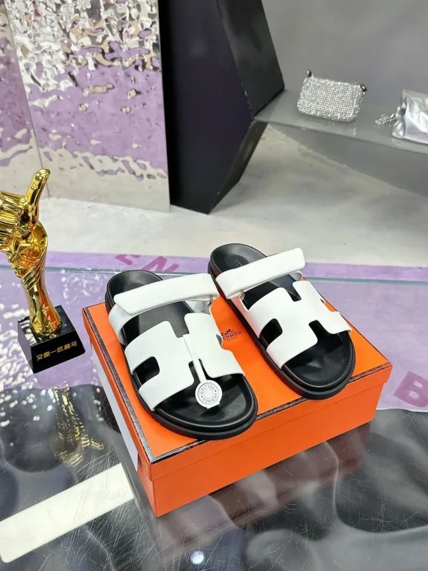 Hermes 2025 SS Latest Uncle Magic Solid Wood Series Slippers image 1