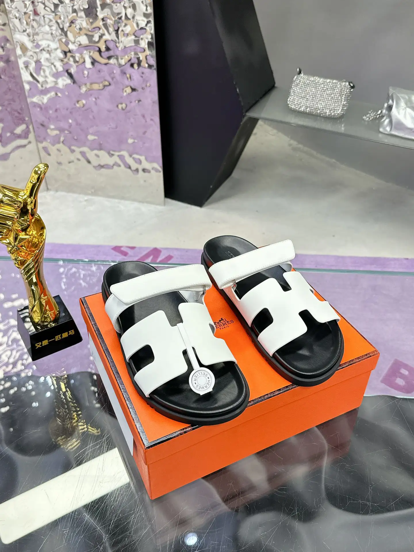 Hermes 2025 SS Latest Uncle Magic Solid Wood Series Slippers image 1