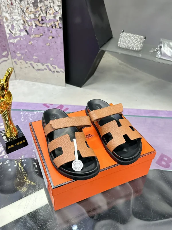 Hermes 2025 SS Solid Wood Series Slides image 1