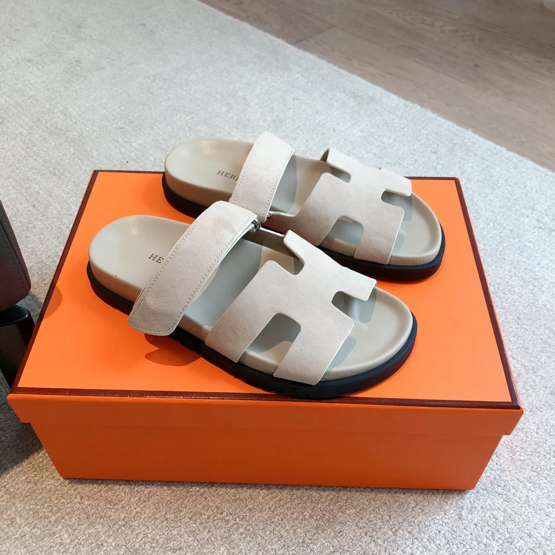Herme…s SS23 Slides image 1