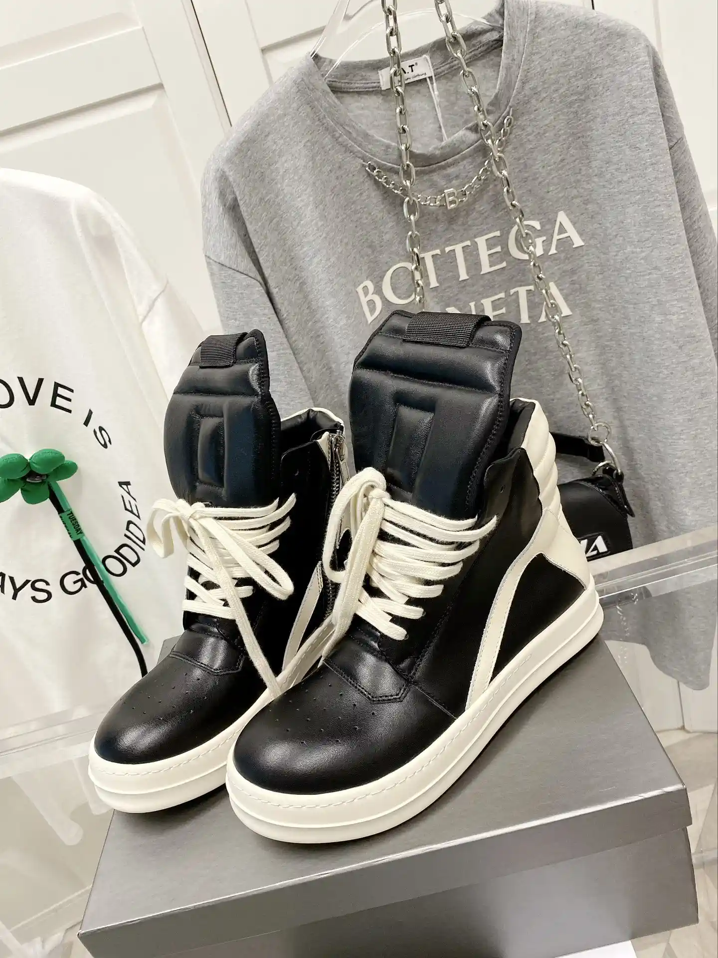 Rick Owens 22ss Autumn/Winter New High-Top Genuine Leather Sneakers with Inverted Triangle and Thin Laces image 1