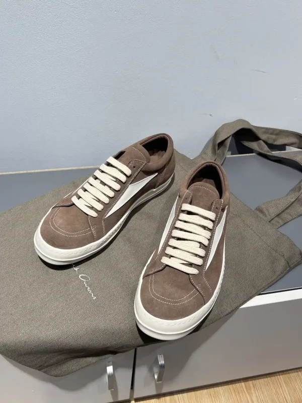 LUXOR Retro Dark Style Casual Low-Top Sneakers image 1