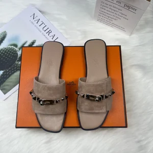 Hermes Slippers New Color Fully Wrapped Midsole image 1