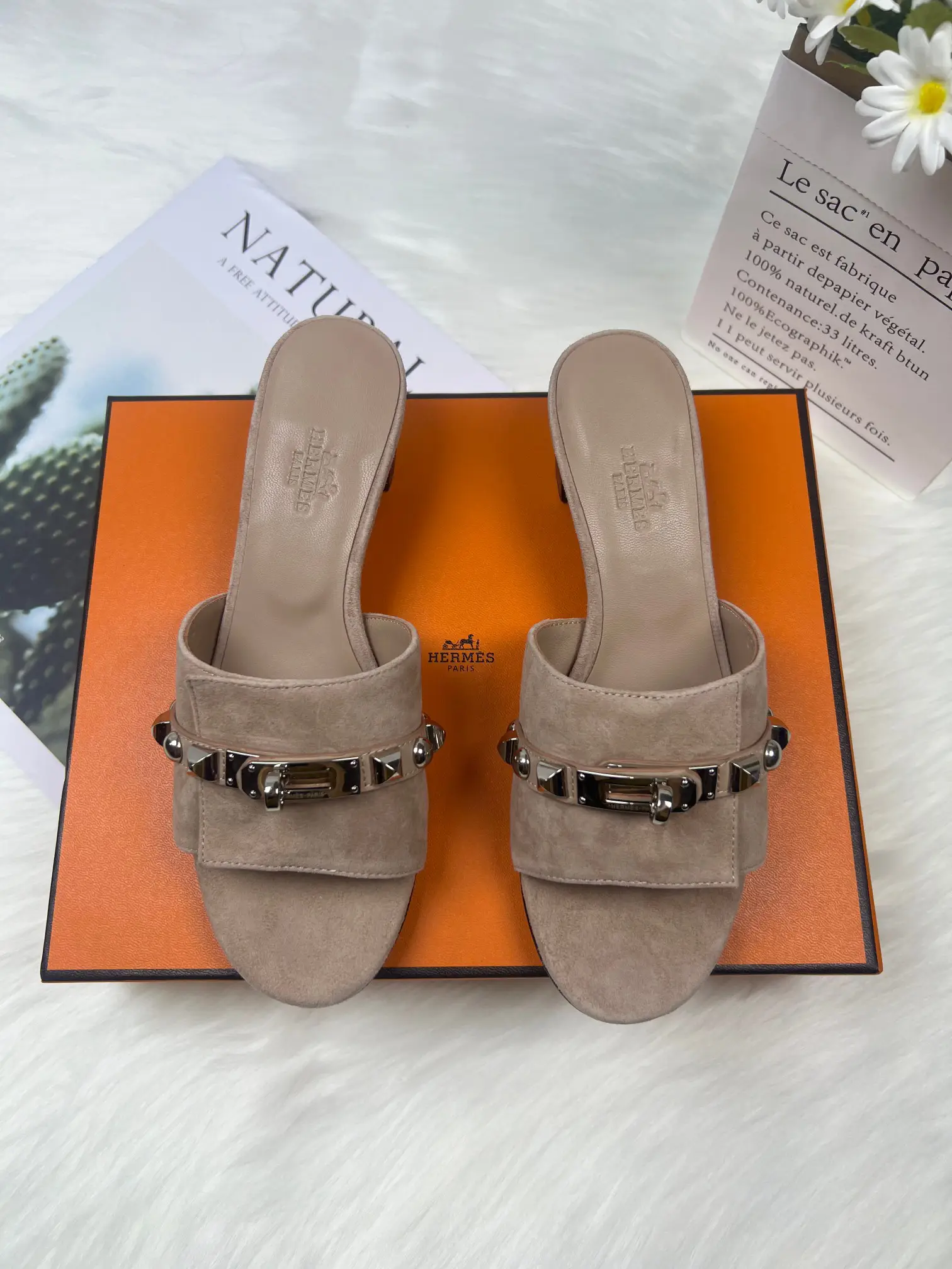 Hermes Slippers New Color Fully Wrapped Midsole image 1