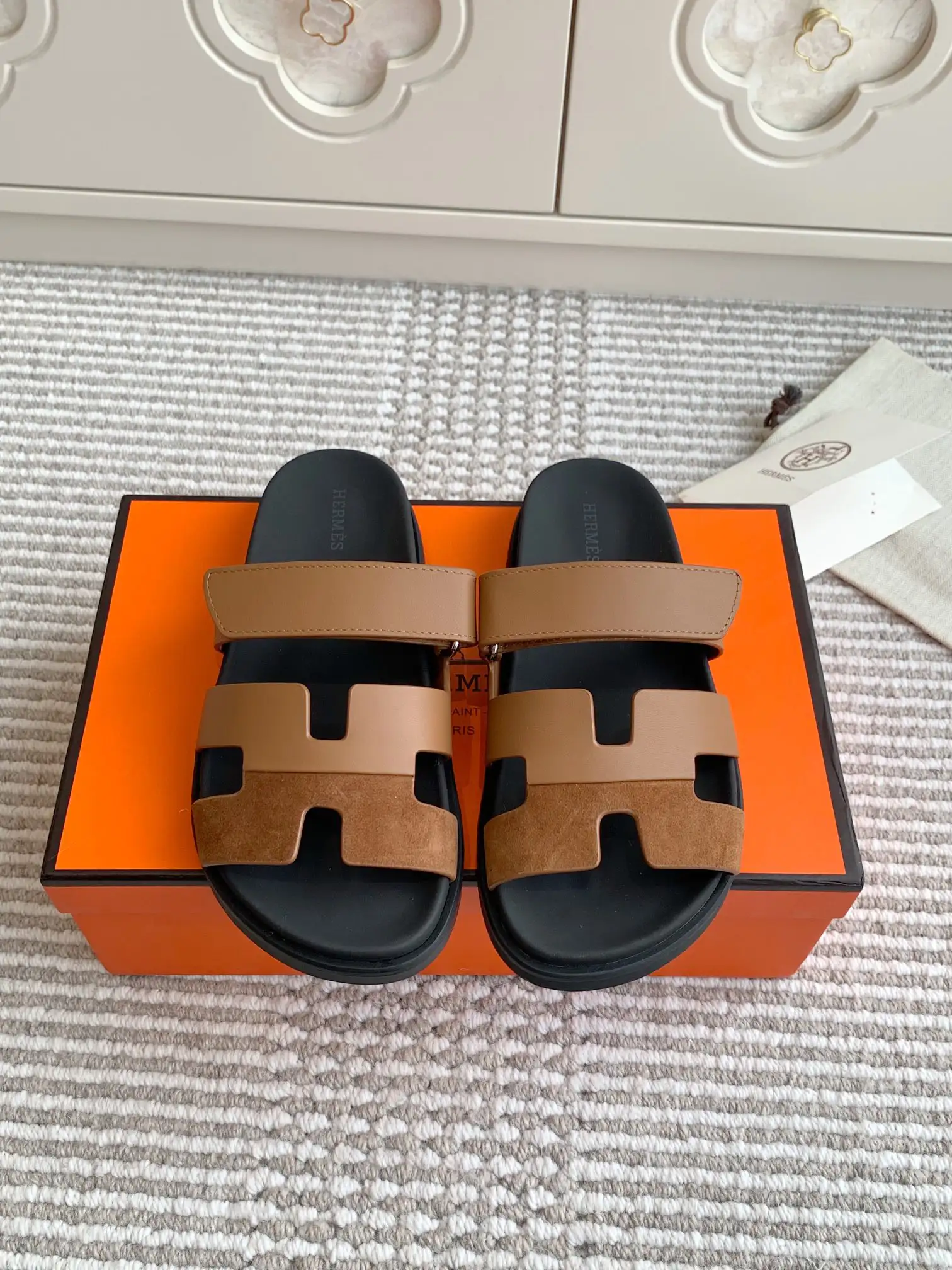 Chypre Series Velcro Slippers image 1