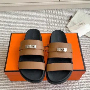 Chypre Series Kelly Buckle Slides image 1