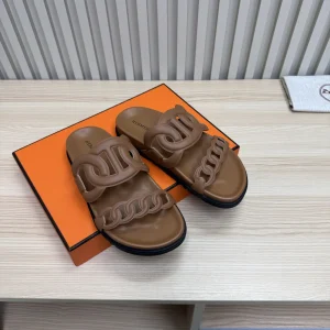 Hermes Chain Pig Nose Heeled Slippers image 1