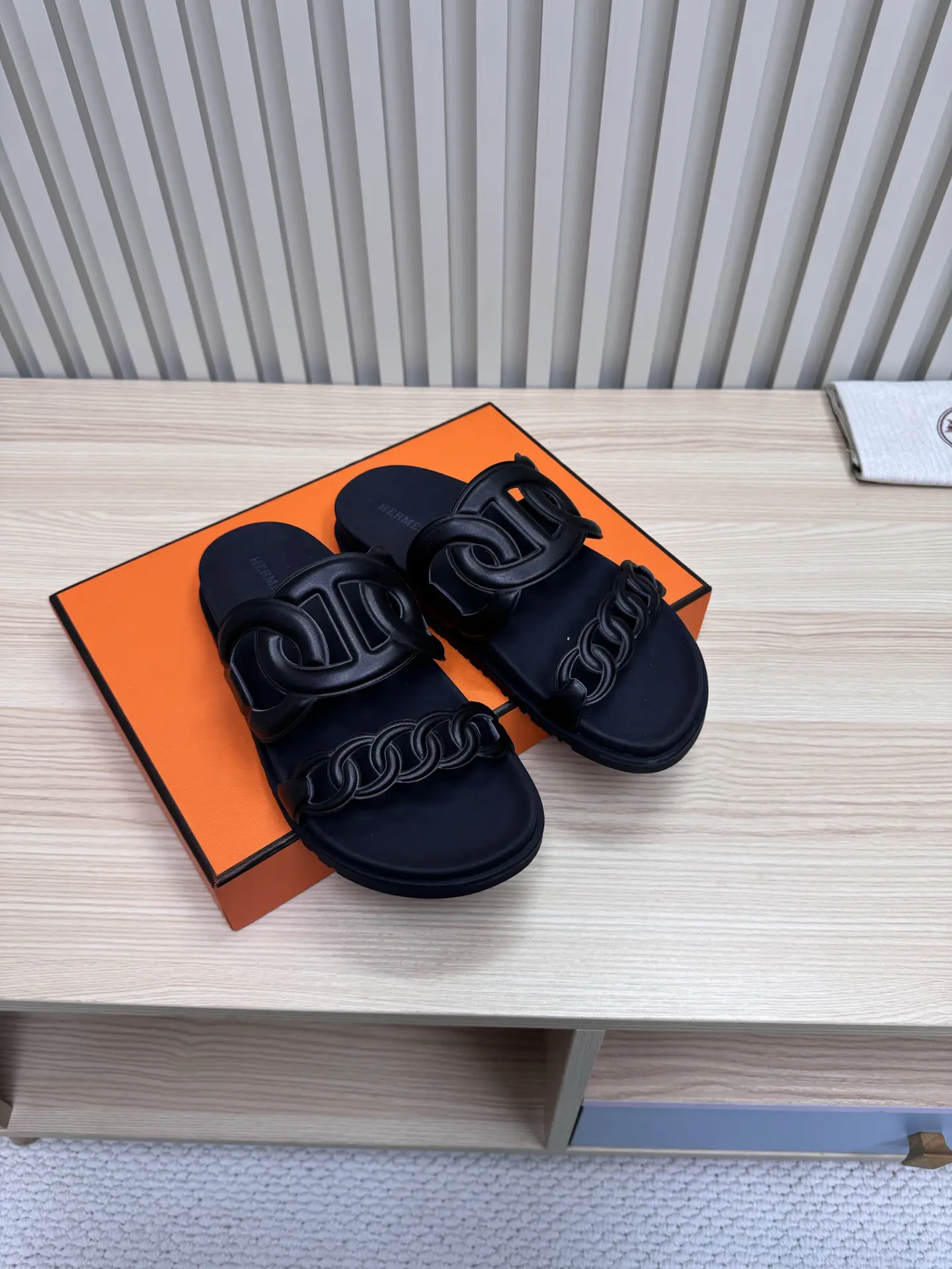 Hermes Chain Pig Nose Slippers image 1