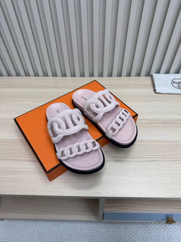 Hermes Chain Pig Nose Slippers image 1