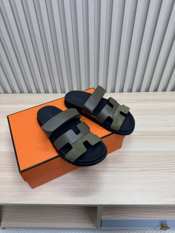 Hermès Slippers image 1