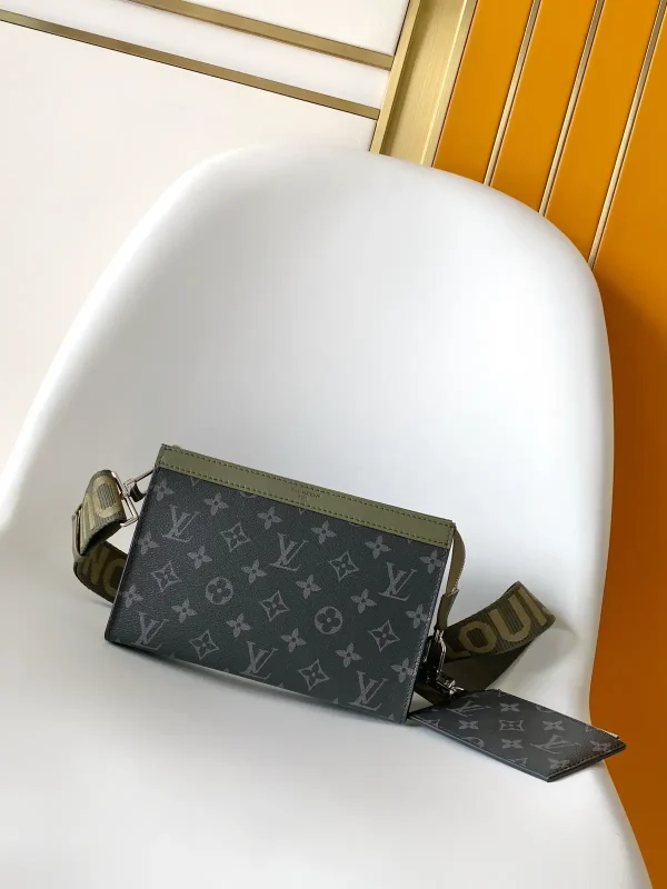 Louis Vuitton Monogram Gaston Wearable Wallet Crossbody Bag image 1