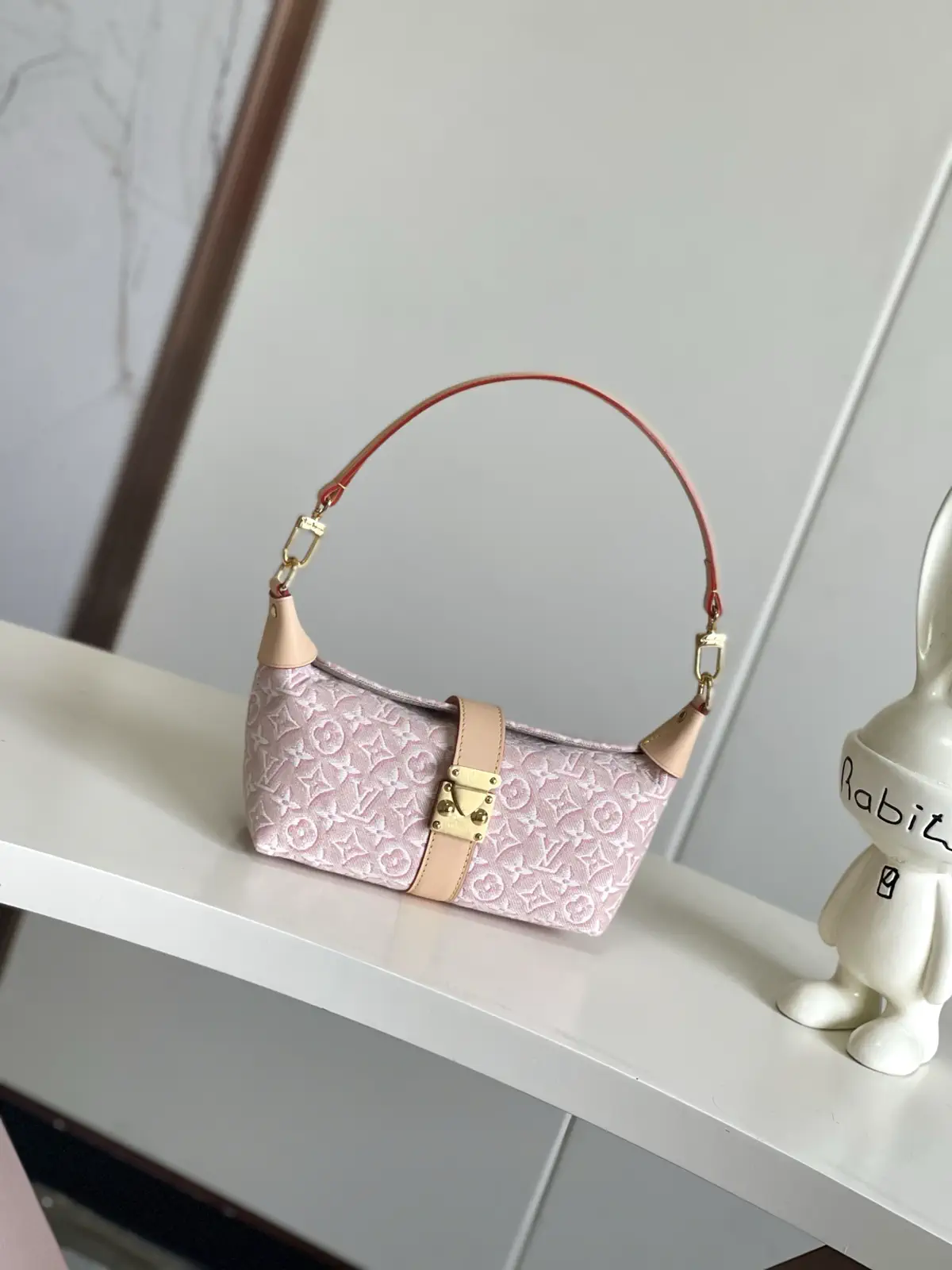 Louis Vuitton Pink Monogram Pochette Mia Shoulder Bag image 1