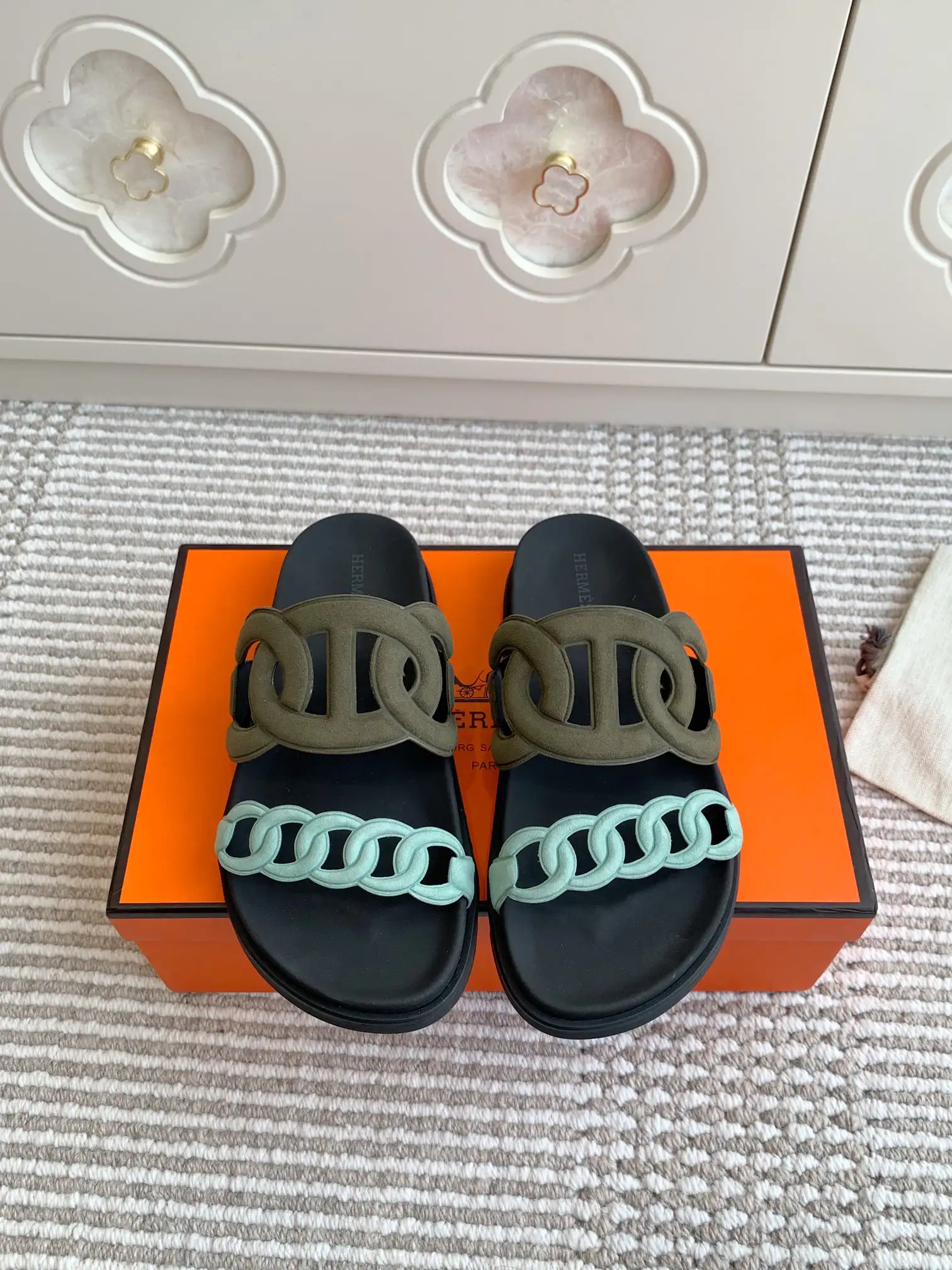 Hermes Extra Pig Nose Couple Chain Slippers image 1