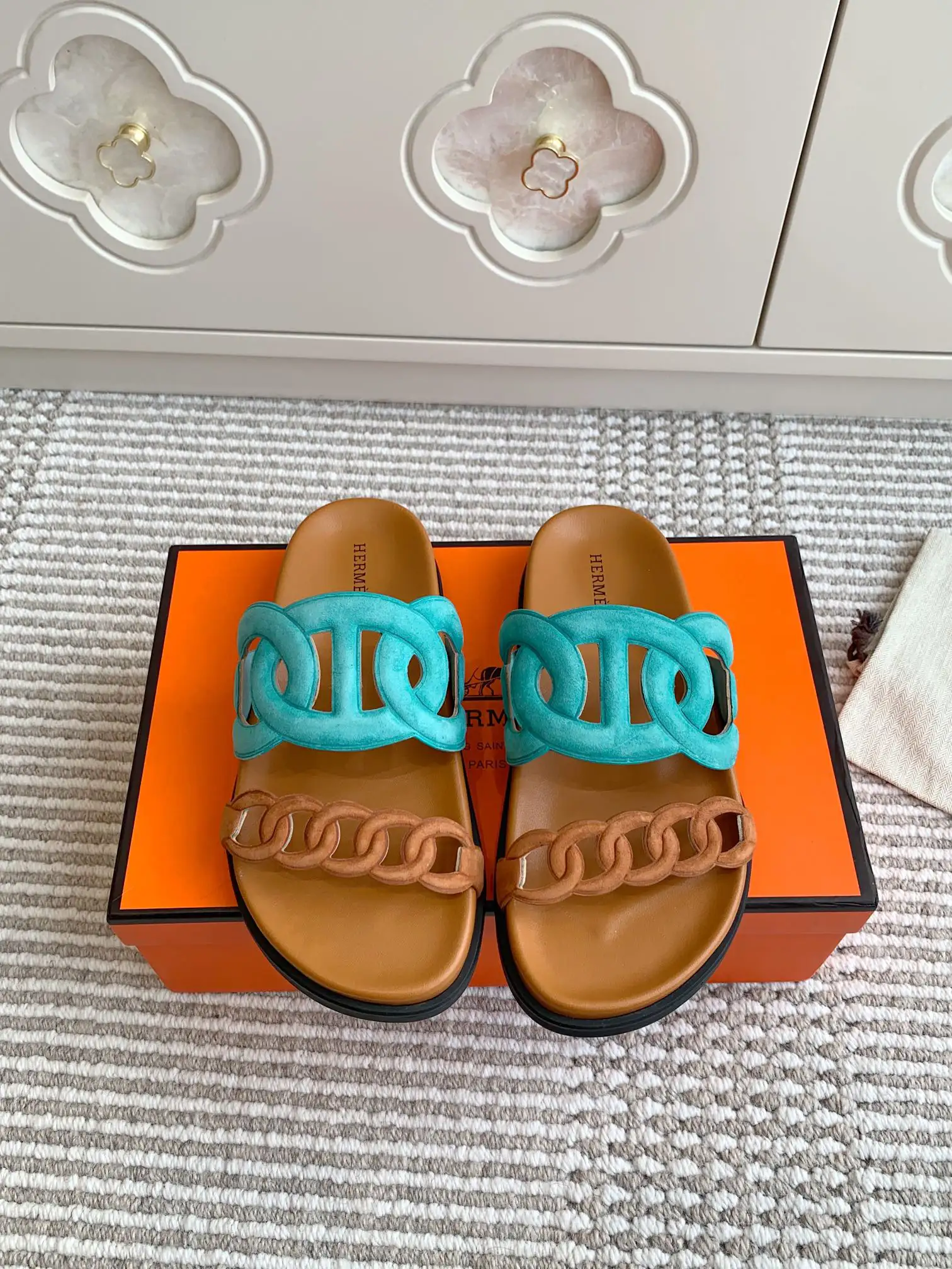 Hermes Extra Pig Nose Couple Chain Slippers image 1