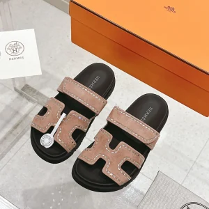 Extra Series Pig Nose Retro Sandals image 1
