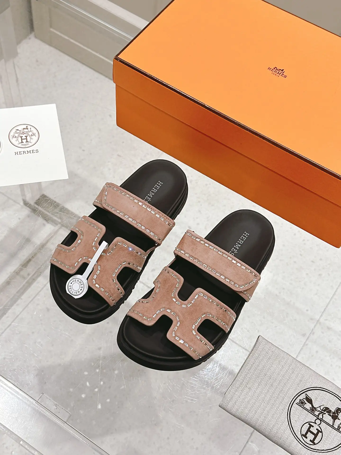 Extra Series Pig Nose Retro Sandals image 1