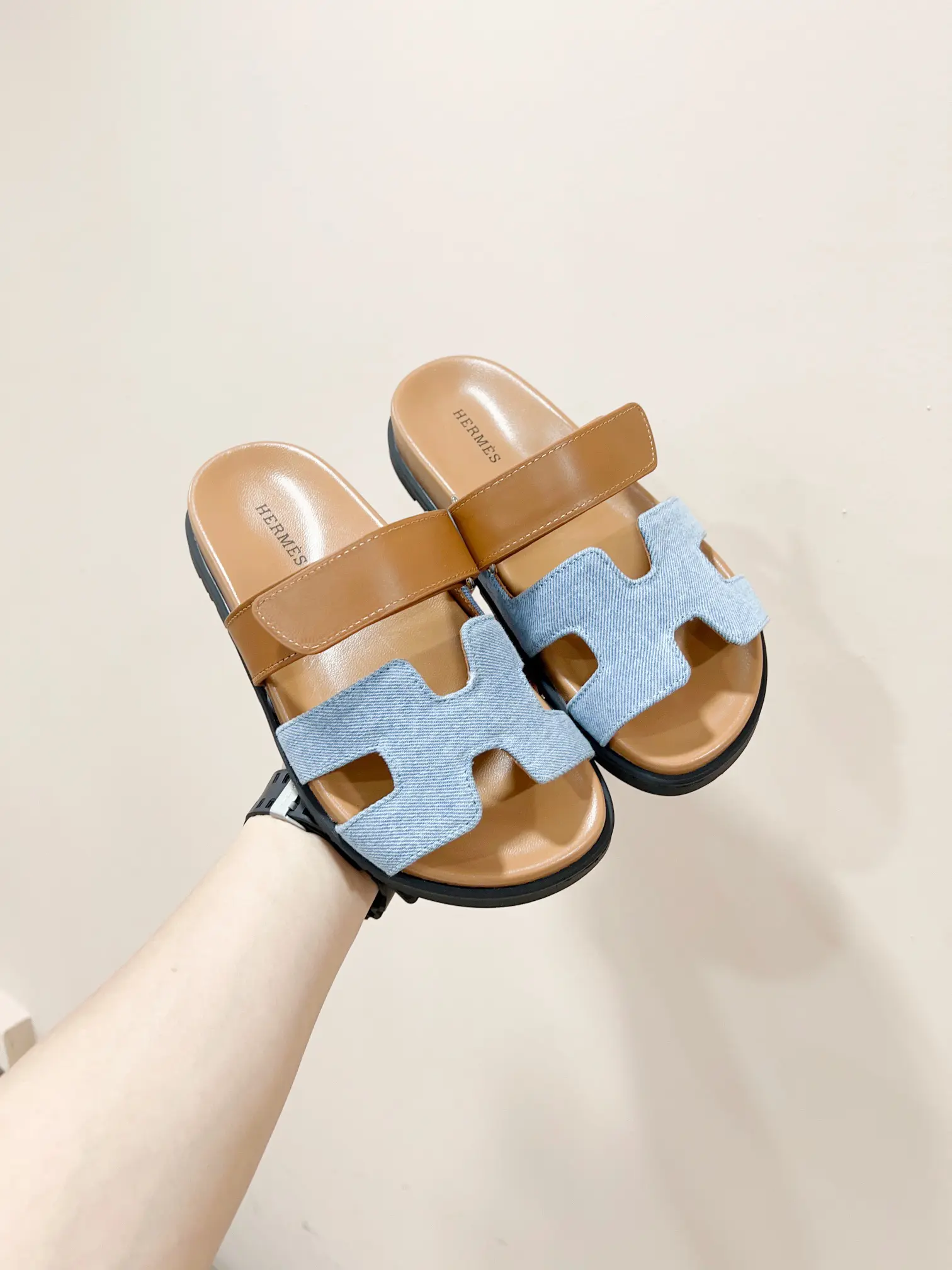 Herme Top Version Unisex Slides image 1