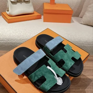 HERMES Unisex Slip-On Sandals image 1