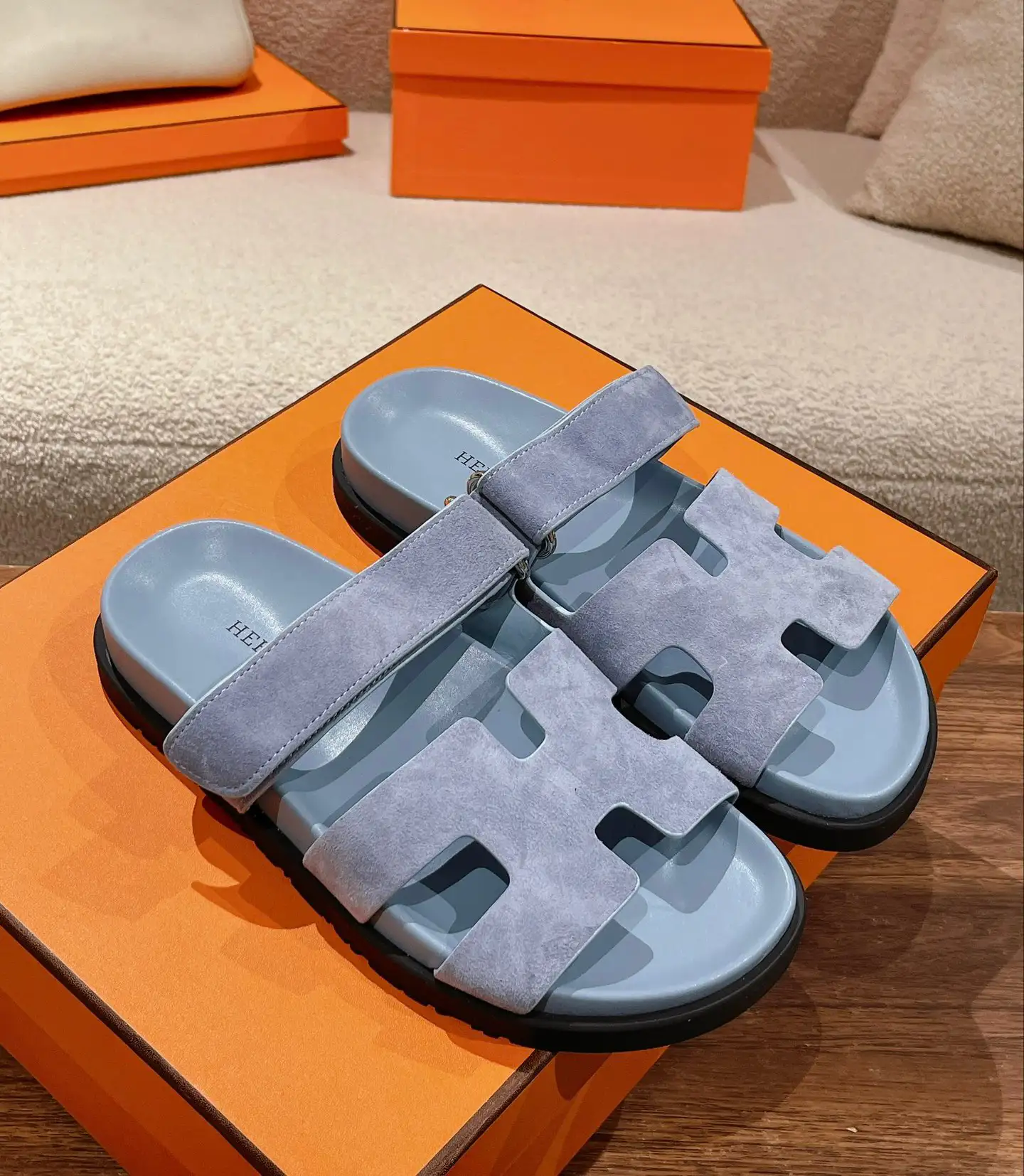 Hermes Unisex Slip-on Sandals image 1