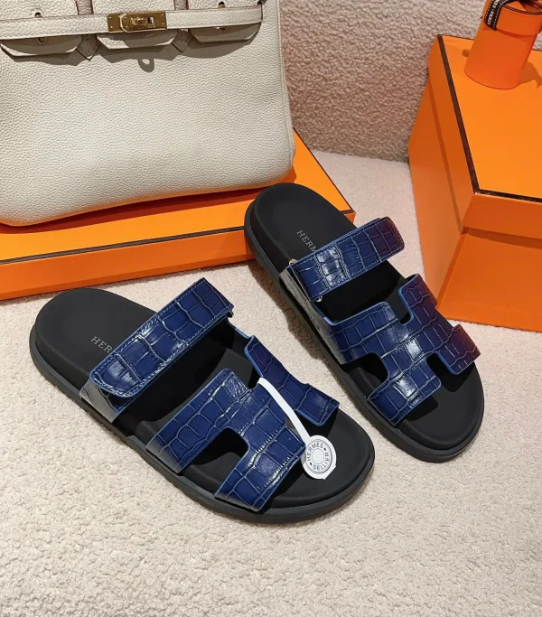 HERMES Unisex Slippers image 1