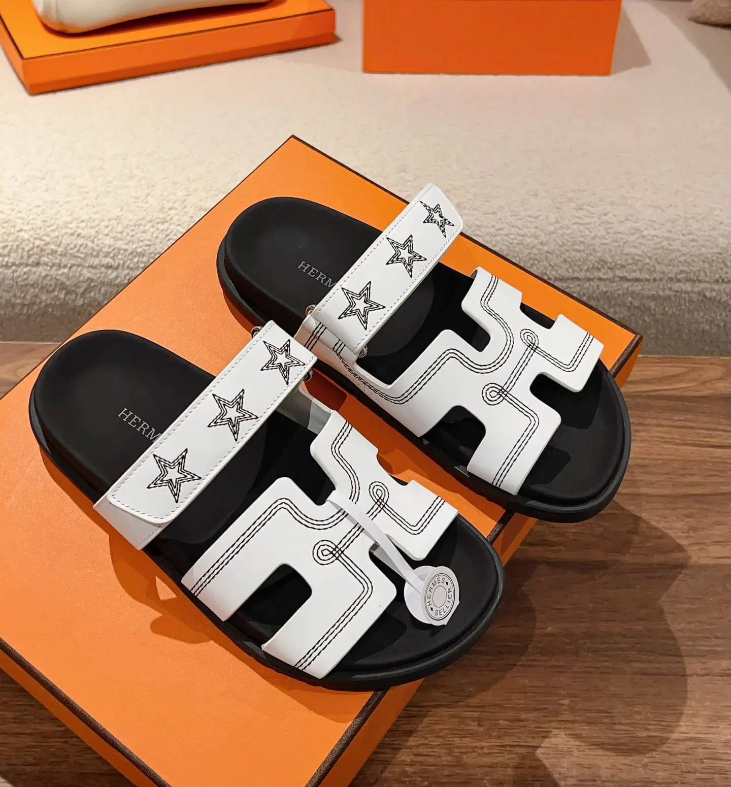 Hermes Unisex Slip-on Sandals image 1
