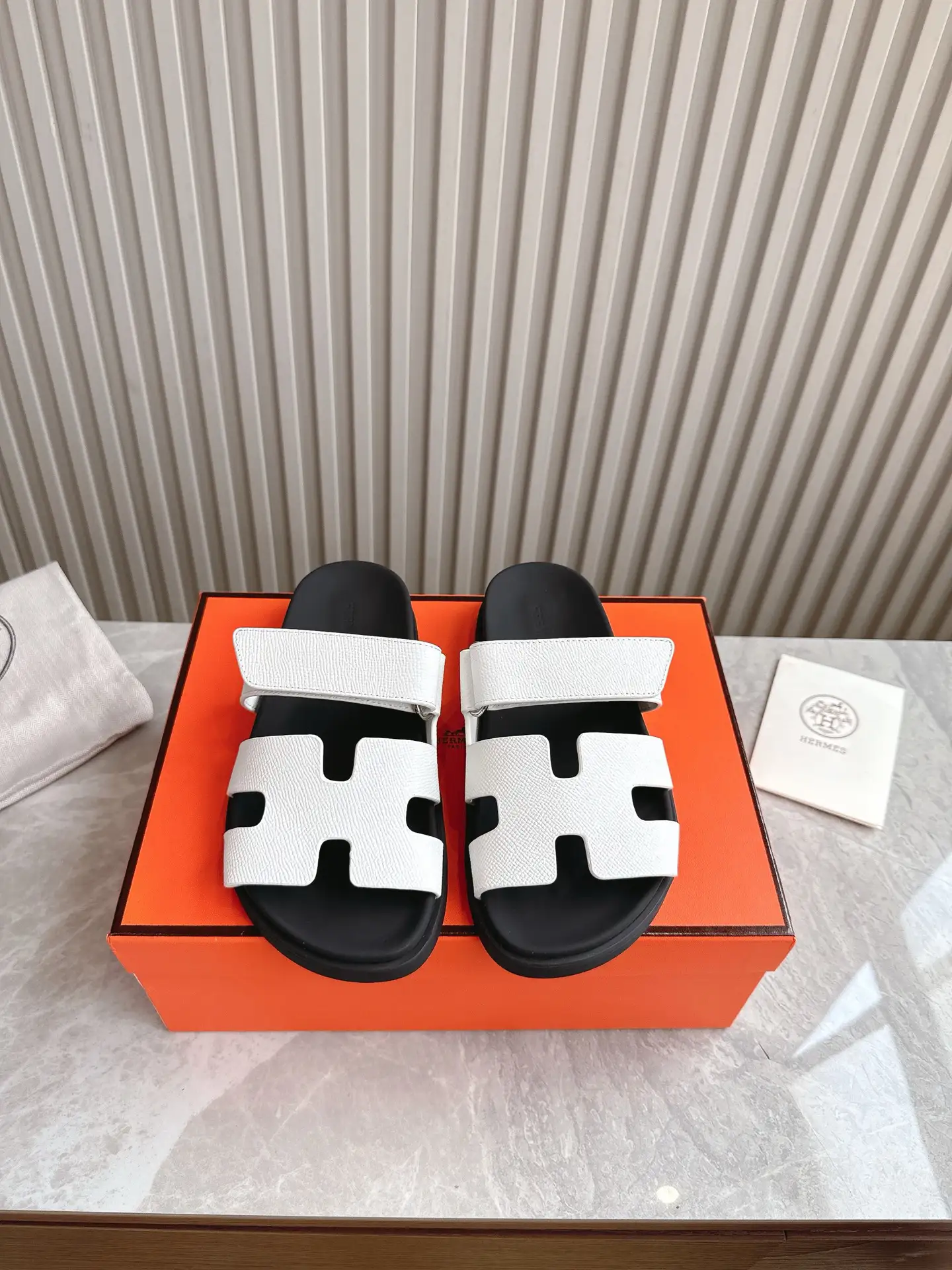 2024 Spring Summer Couple Pig Nose Thong Sandals image 1