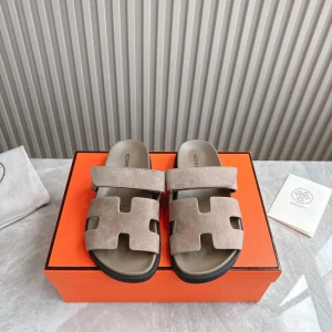 2024 Spring Summer Couple Pig Nose Sandals image 1