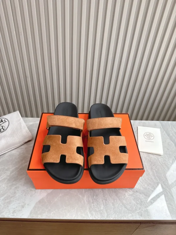 2024 Spring Summer Couple's Pig Nose Sandals image 1