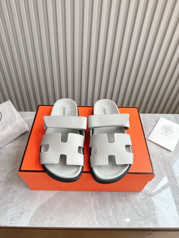 2024 Spring Summer Couple Pig Nose Sandals image 1