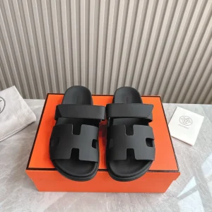 2024 Spring Summer Couple Pig Nose Sandals image 1
