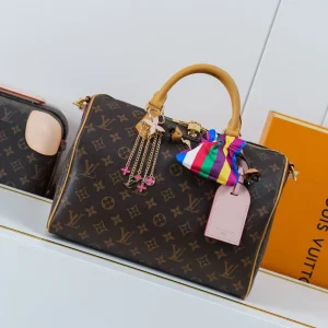 Louis Vuitton Speedy Soft Bandoulière 30 Monogram Top Handle Bag image 1