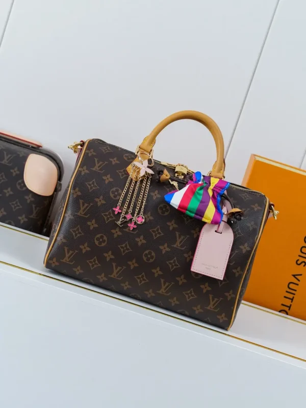 Louis Vuitton Speedy Soft Bandoulière 30 Monogram Top Handle Bag image 1
