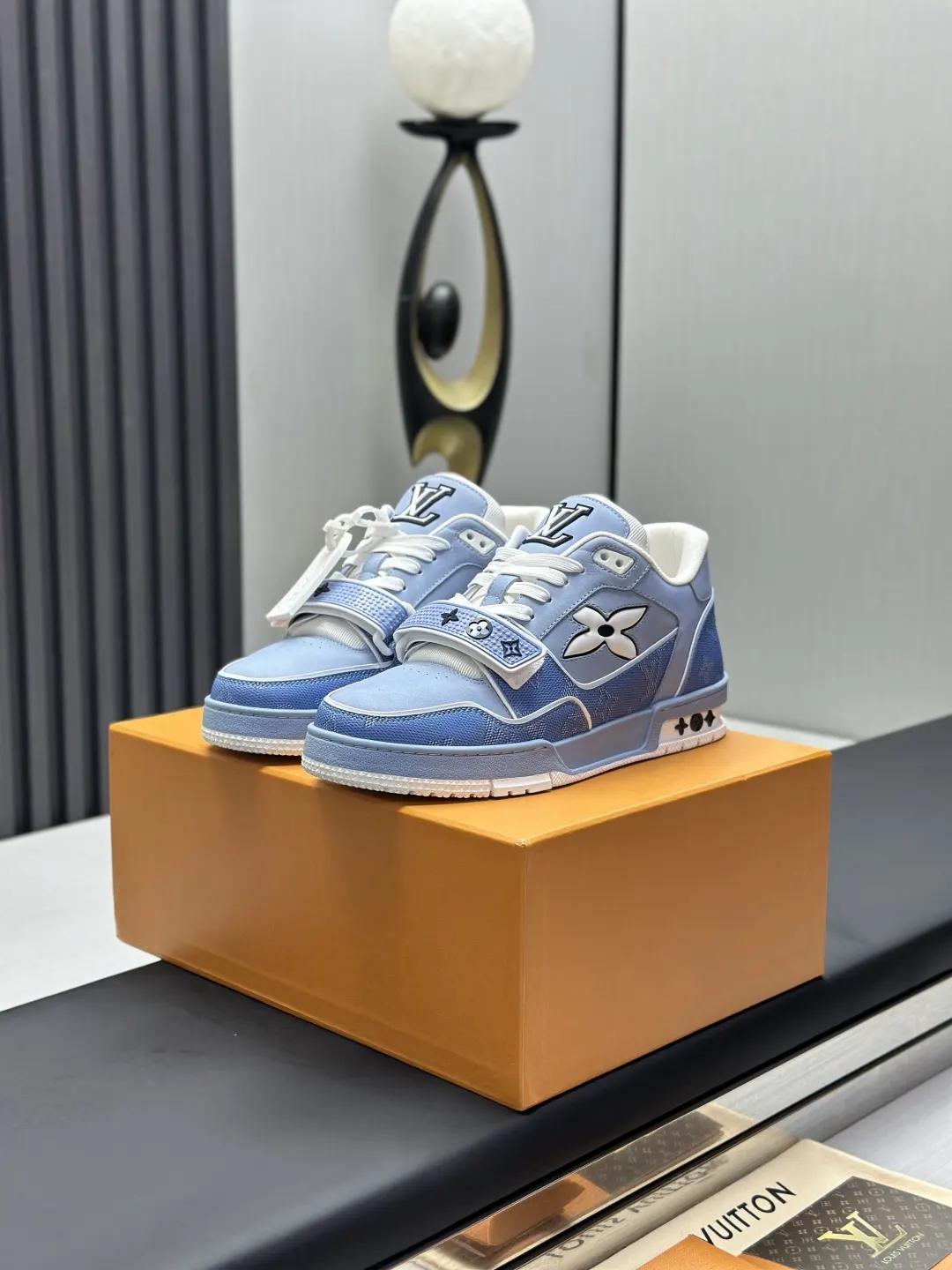 Louis Vuitton Classic Runway Shoes image 1