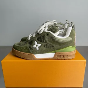 2026 Unisex Premium Synchronized Shoes image 1