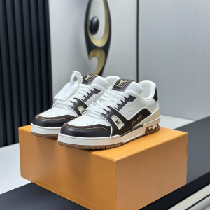 LV Classic Runway New Arrival Top Version image 1