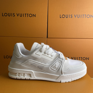 Unisex Trainer Sneakers image 1