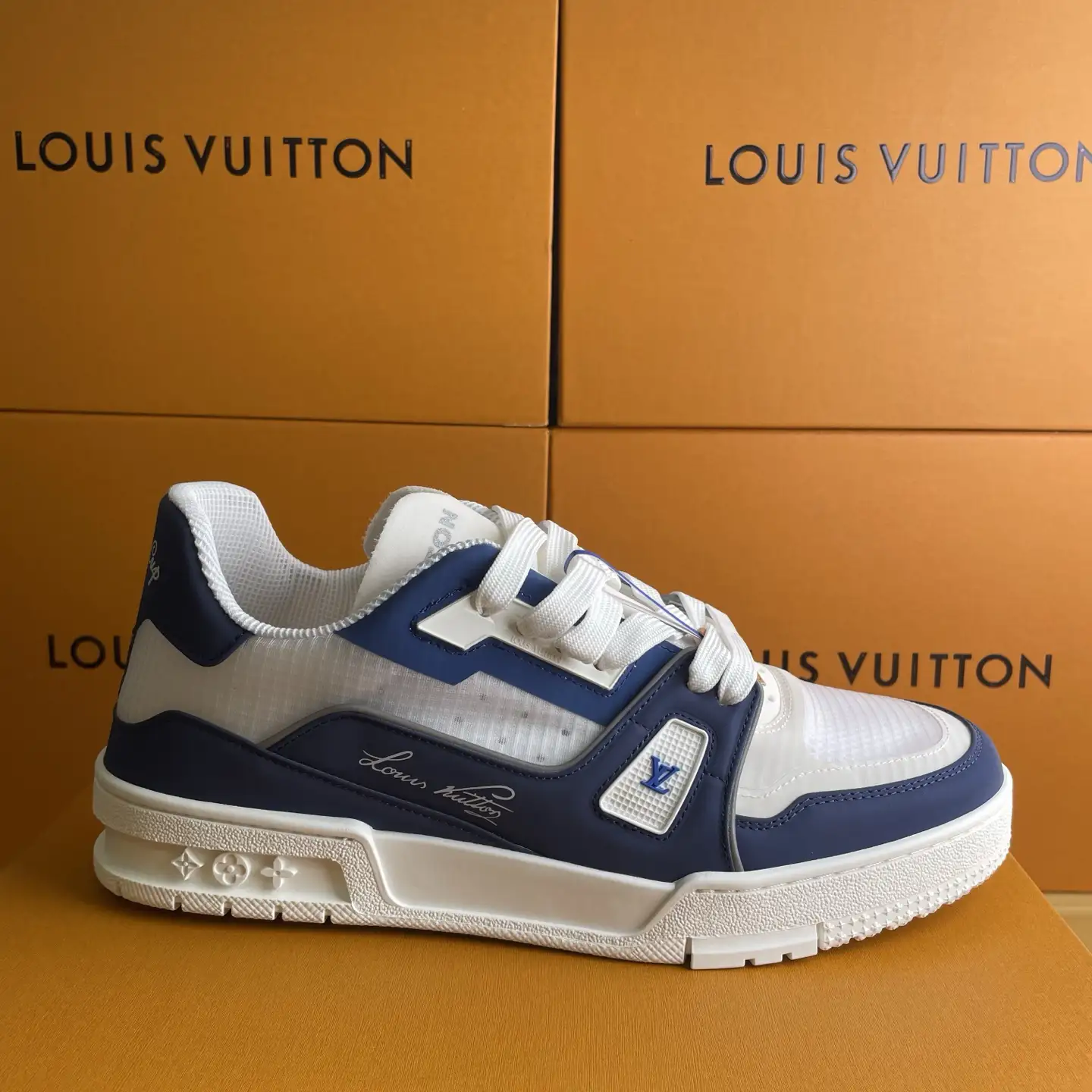 2026 Couple Trainer Sneakers image 1