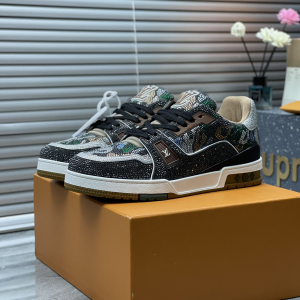 LV Louis Vuitton Diamond Runway New Style Top Version image 1